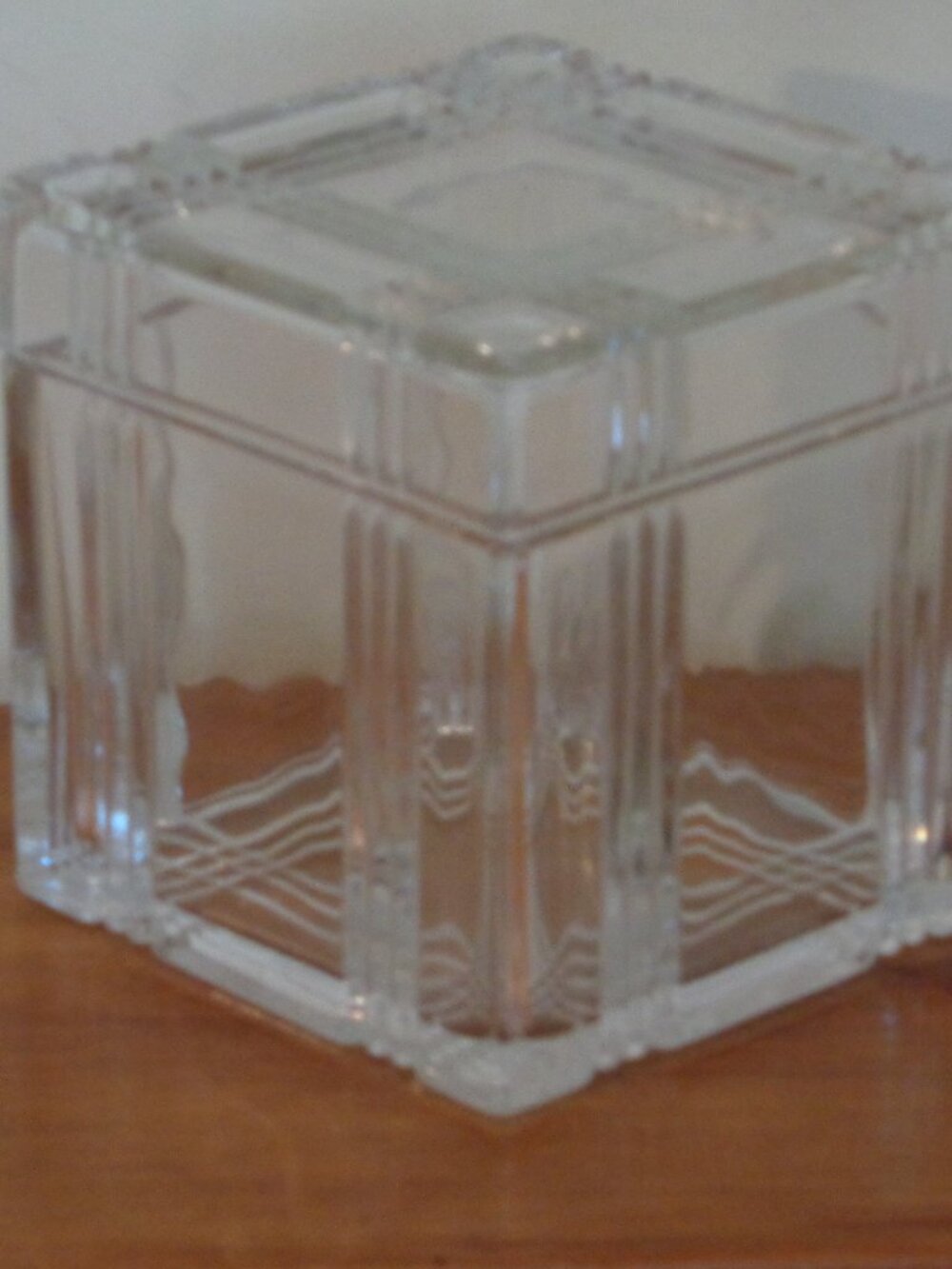 Trinket/Vanity/Jewelry Box with  Lid